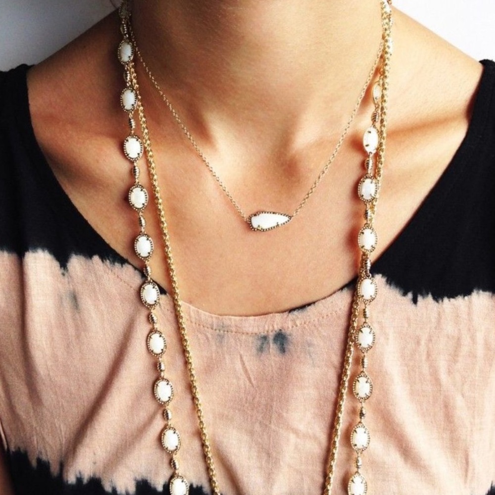 Kendra Scott White Skylie Gold Arrow Necklace Rare
